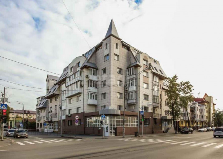 1-комн квартира Челюскинцев, 29