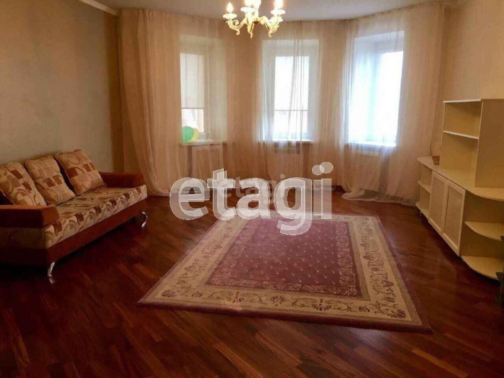 2-комн квартира Циолковского, 7