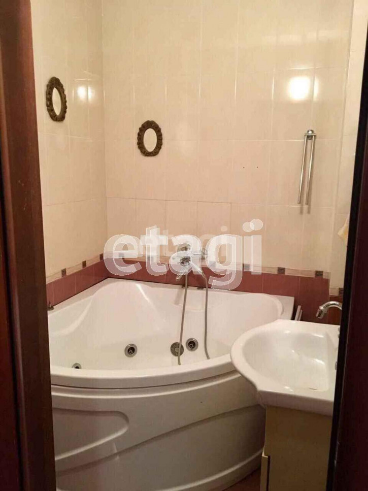 2-комн квартира Циолковского, 7
