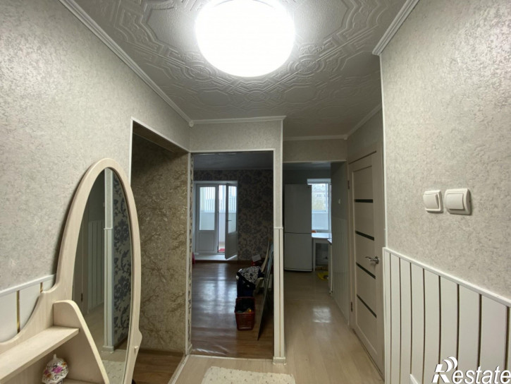 2-комн квартира Россия,  г. Амурск, пр-кт. Победы, д. 19