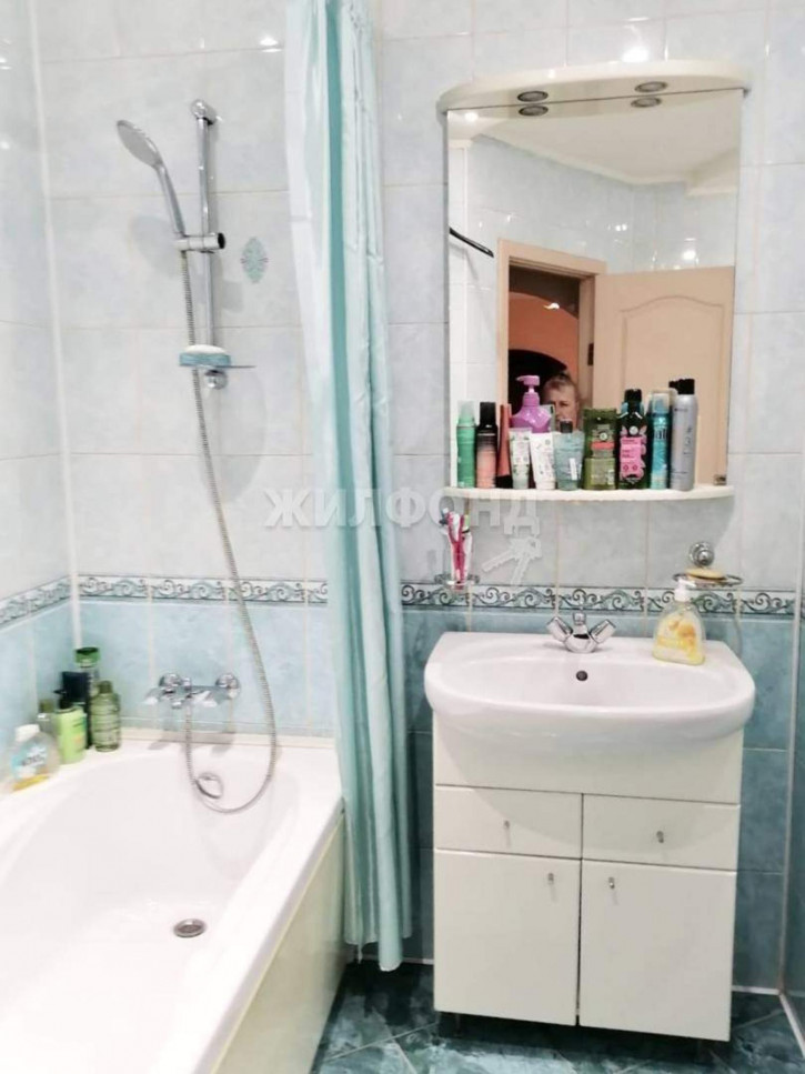 4-комн квартира 9 Мая улица, д.58Б