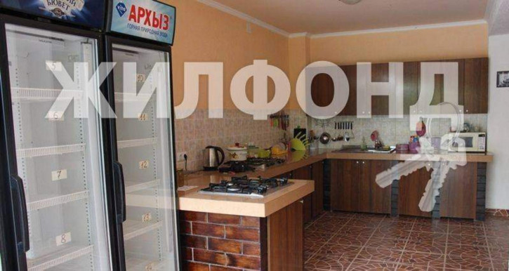 Коттедж/дом Молодежная улица, д.(Вардане)