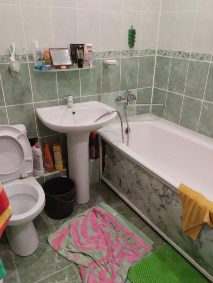 Комната Бекетова ул, 37