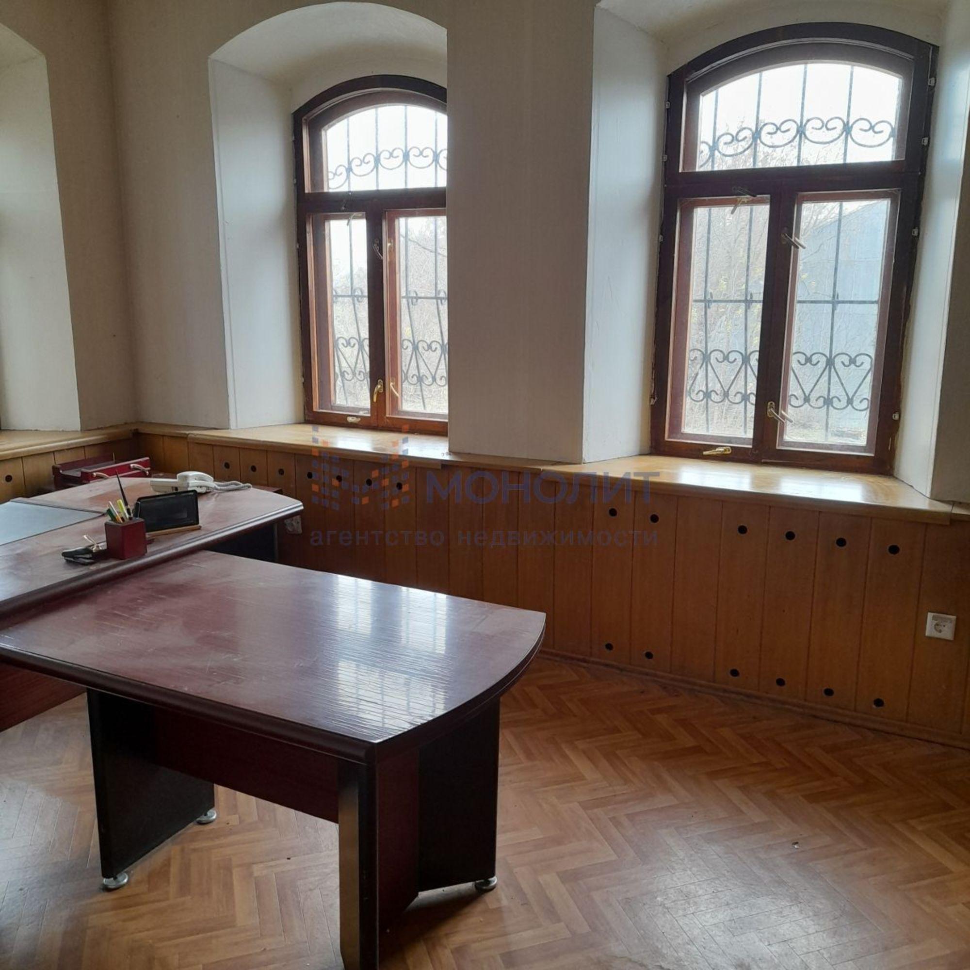 Купить офис, помещение под офис за 8 900 000 рублей на ул Седова , 26