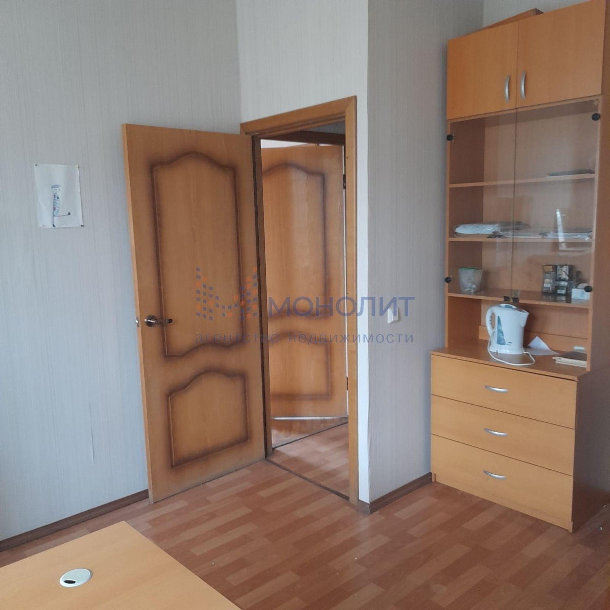 Купить офис, помещение под офис за 8 900 000 рублей на ул Седова , 26