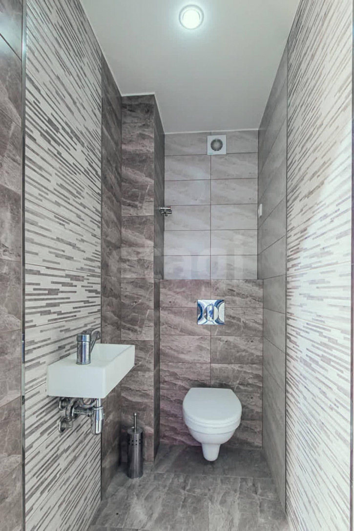 2-комн квартира улица Гагарина, 80ак4