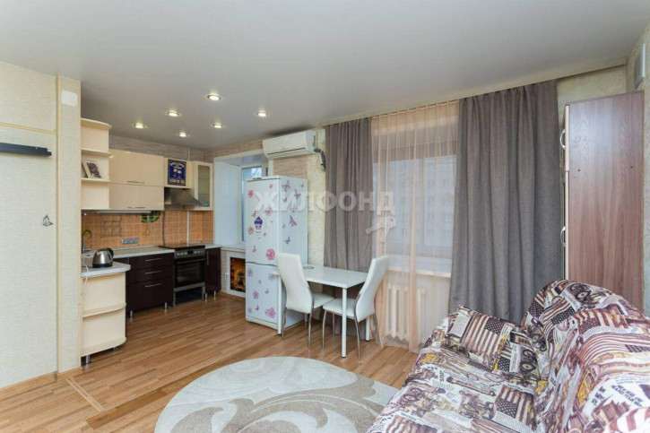 2-комн квартира Блюхера улица, д.20