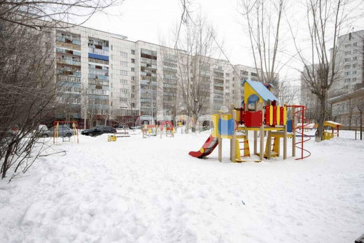 2-комн квартира Олимпийская, 36