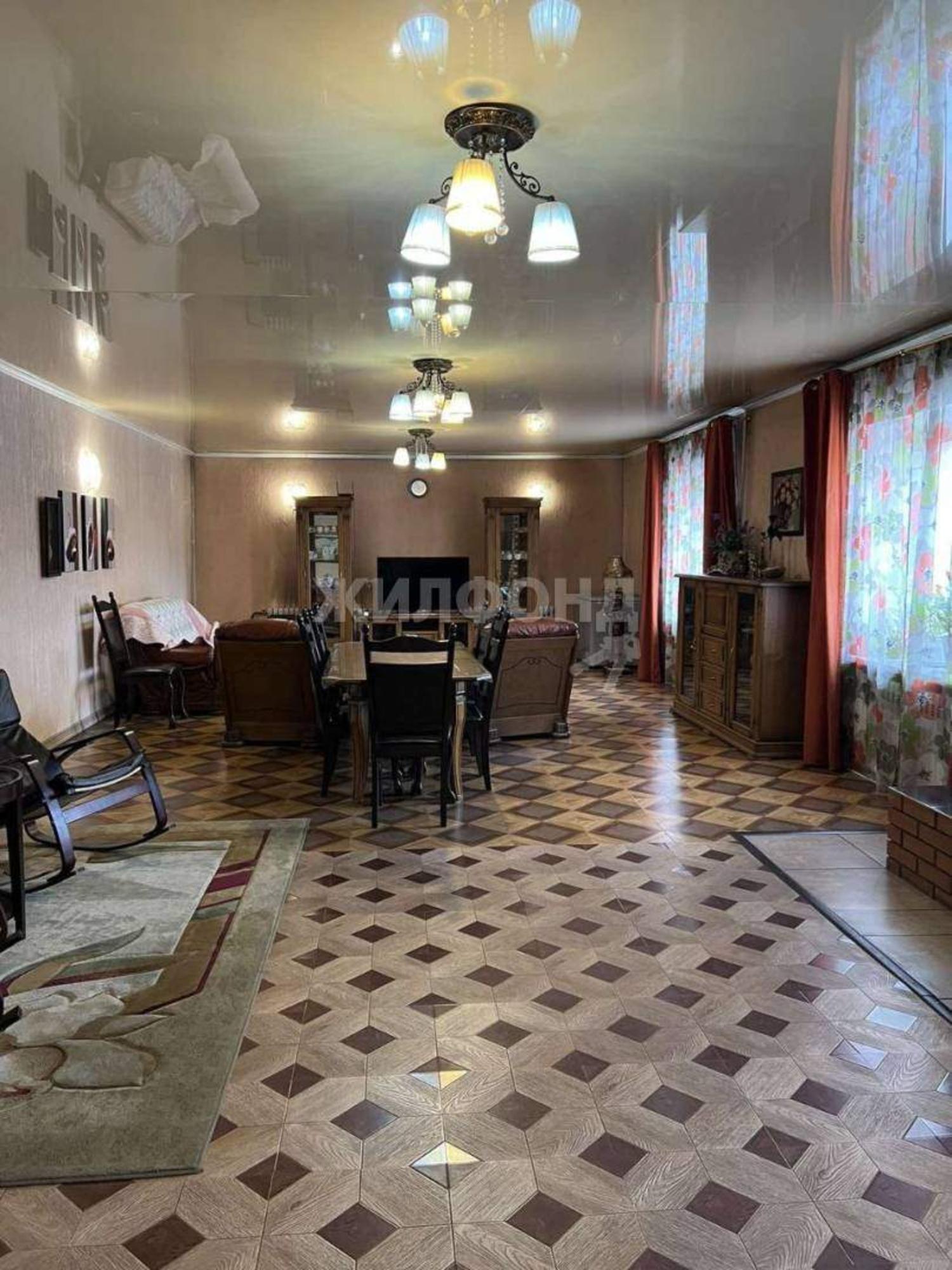 Купить дачу, дом, коттедж за 21 000 000 рублей на Сосновая улица