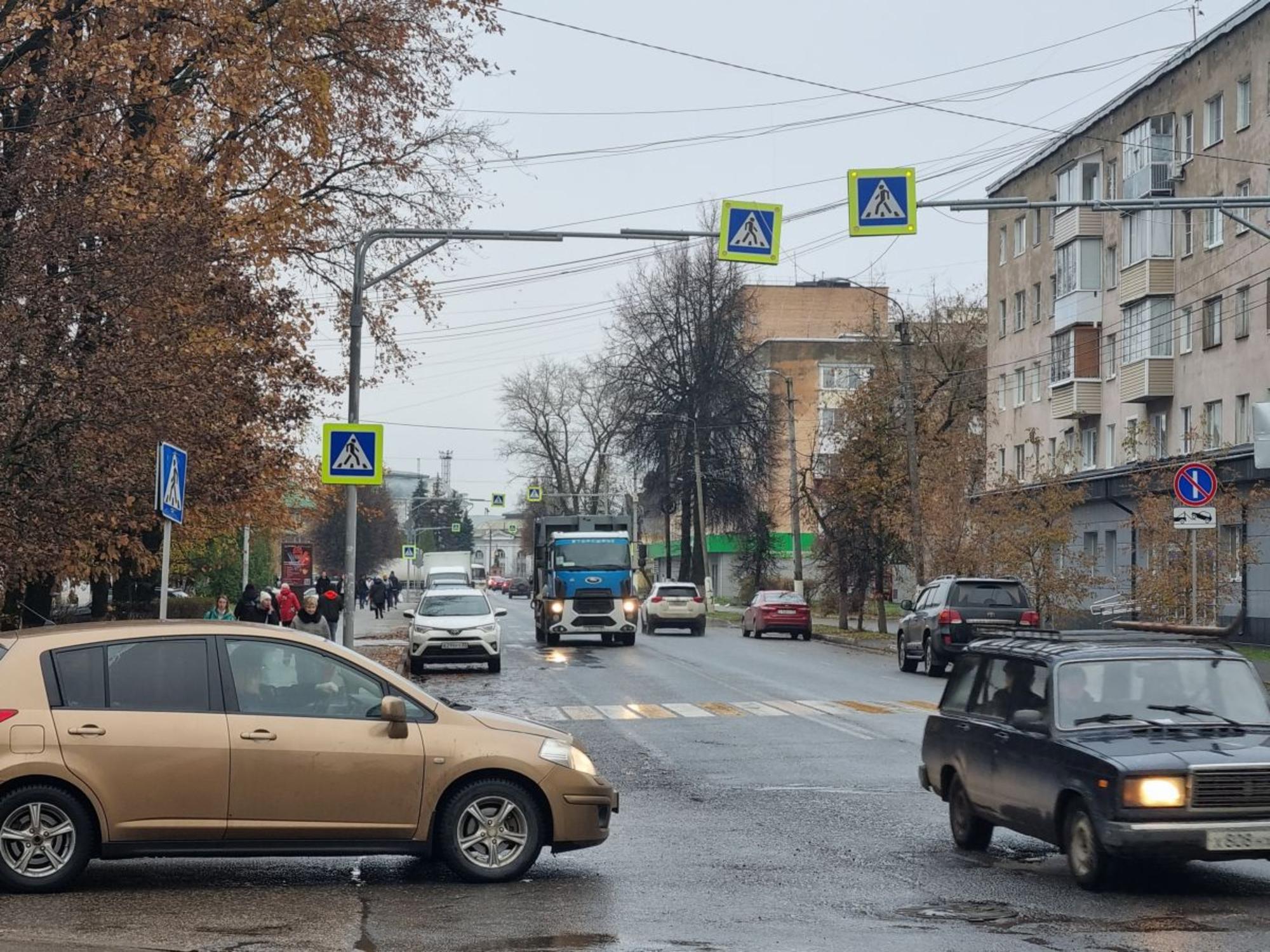 Сдать торговое помещение за 988 000 рублей на Ленина ул, 3