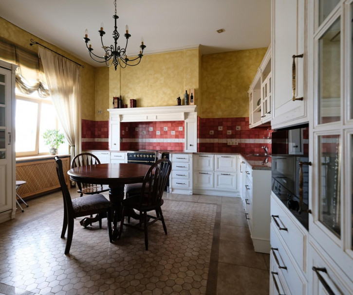 5-комн квартира проспект Карла Маркса, 47/1