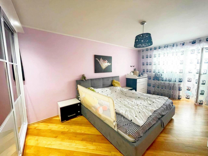 3-комн квартира Губкина улица, 17б