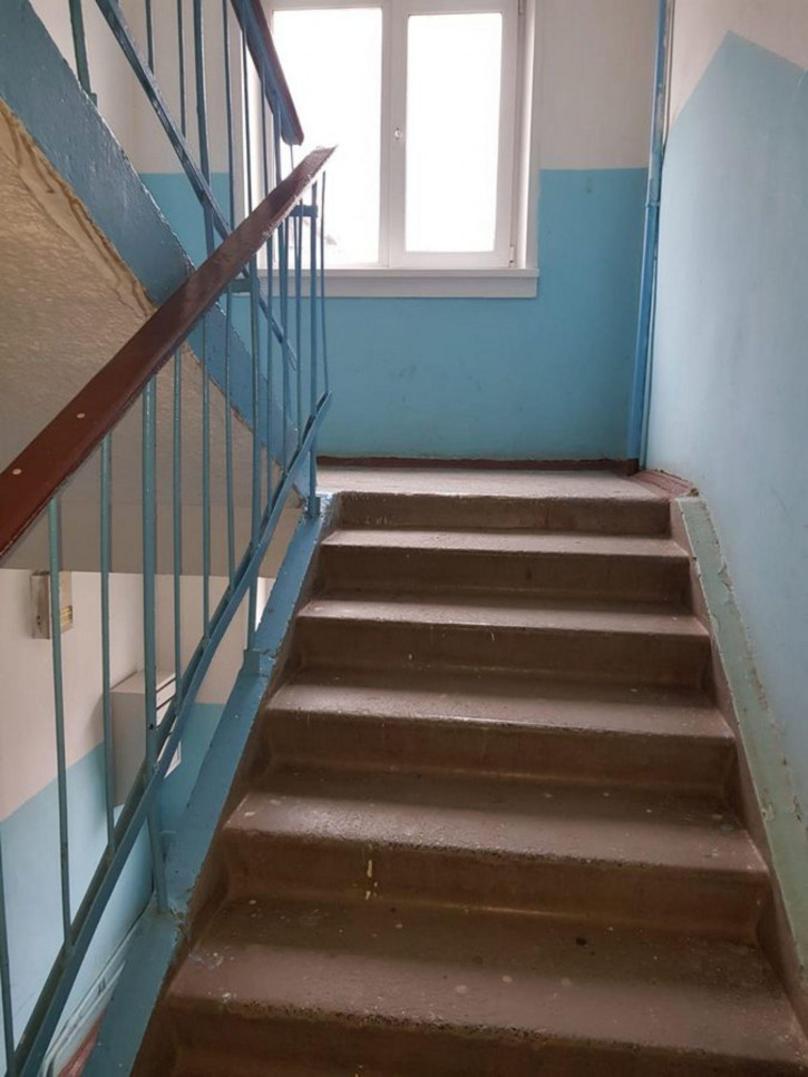 4-комн квартира ул. Петухова,96