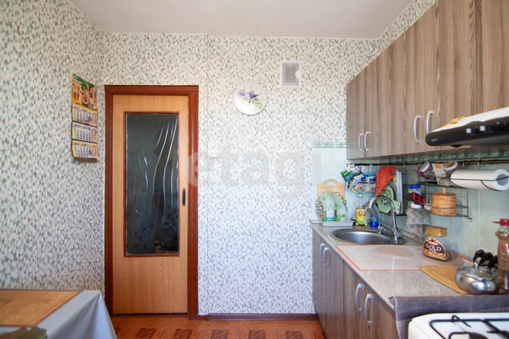 3-комн квартира Паново мкр., 14а