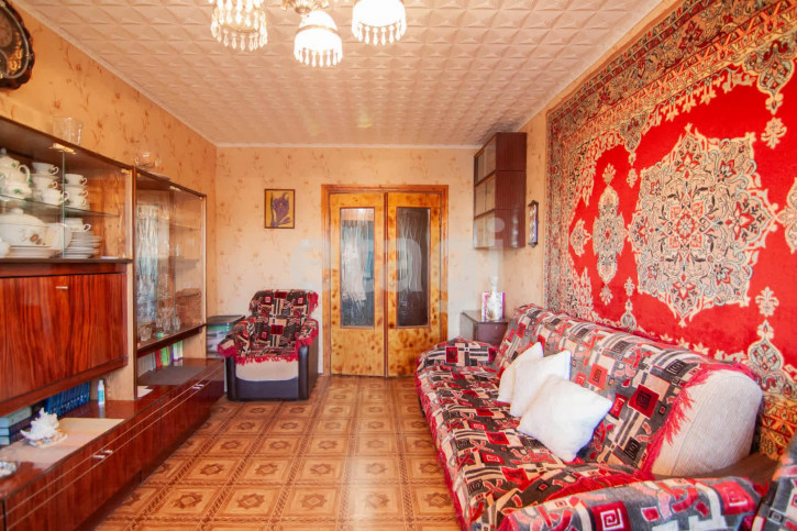 3-комн квартира Паново мкр., 14а