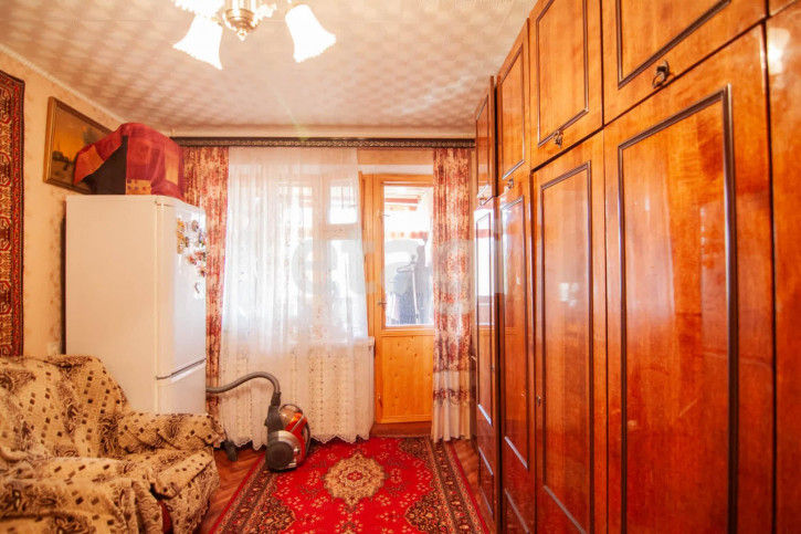 3-комн квартира Паново мкр., 14а