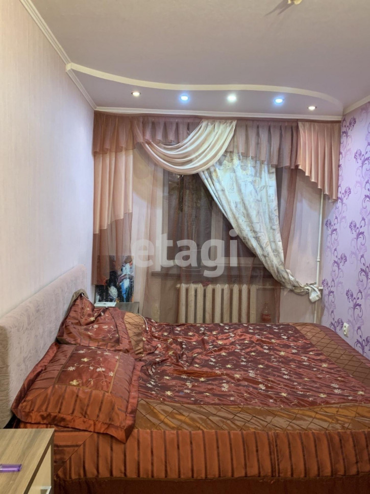 3-комн квартира Некрасова, 15