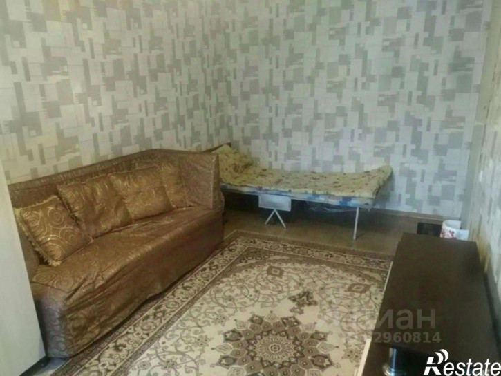 Комната Революционная улица, 8,  д. 8