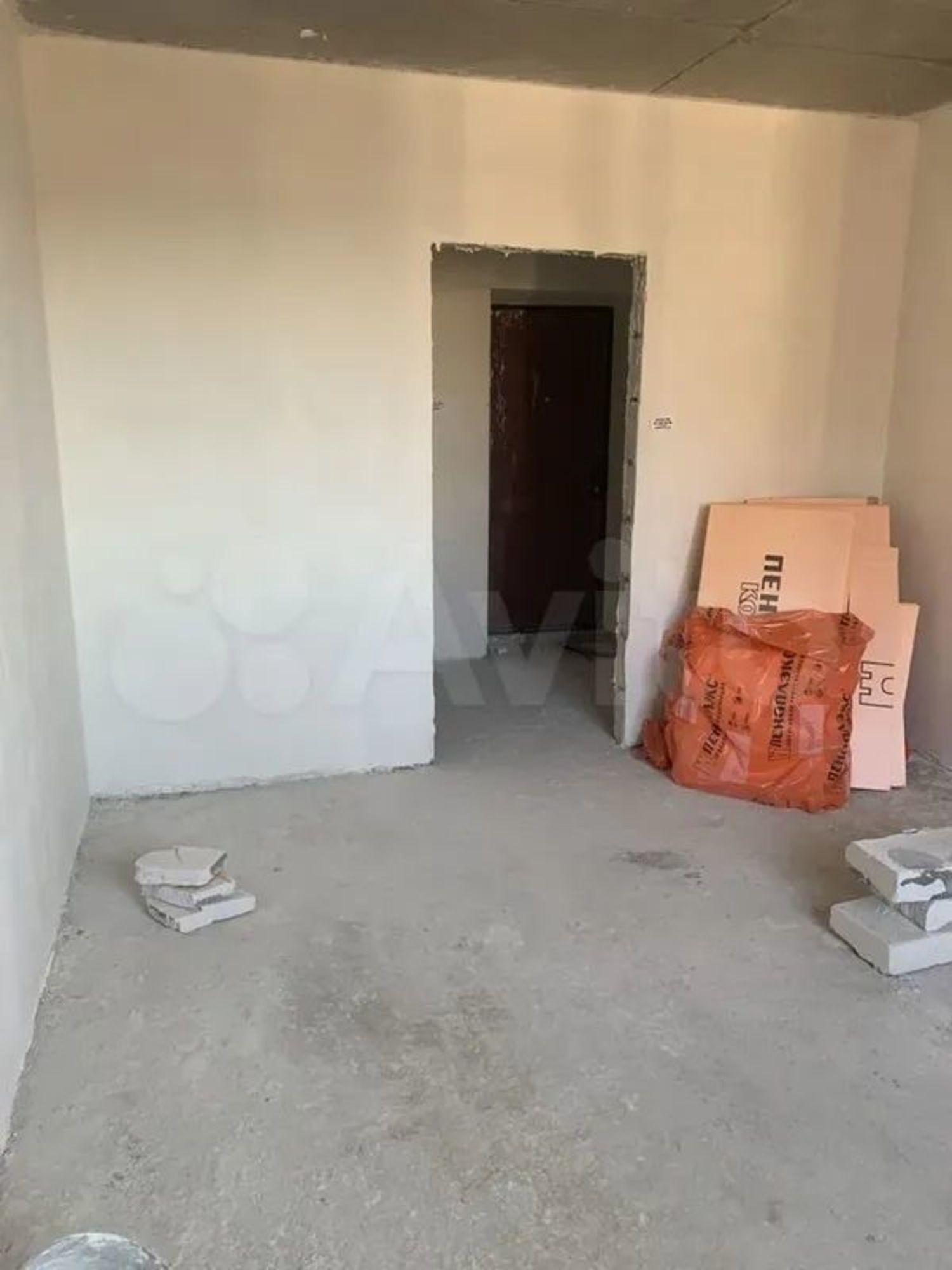 Купить квартиру за 5 500 000 рублей на б-р Комарова, 1 к.2
