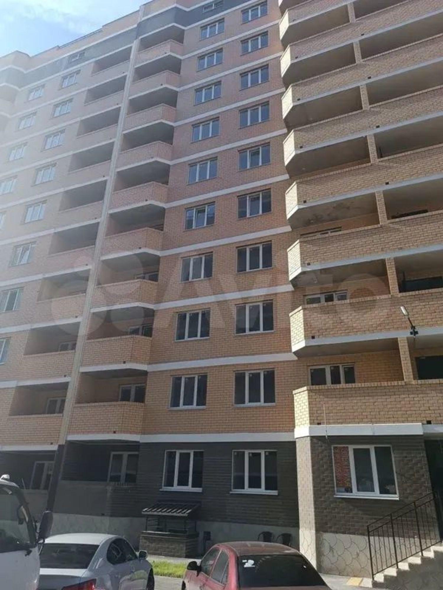 Купить квартиру за 3 350 000 рублей на б-р Комарова, 1 к.2
