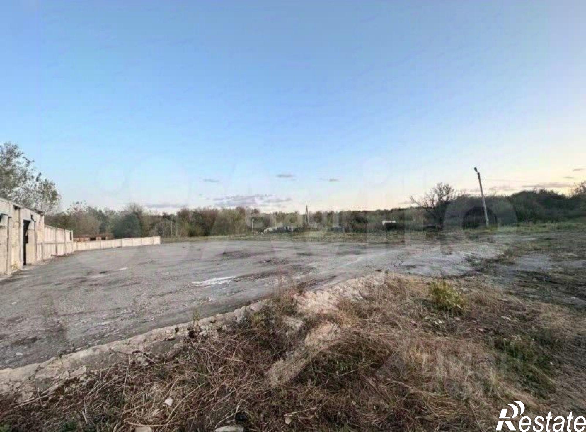 Купить складское помещение за 897 451 рублей на Центральная улица