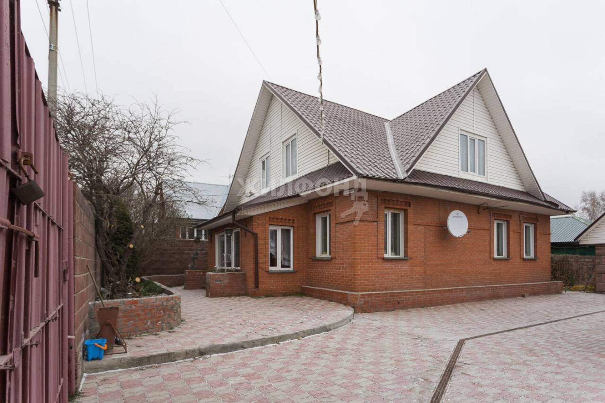 Купить дачу, дом, коттедж за 19 000 000 рублей на Студенческая улица