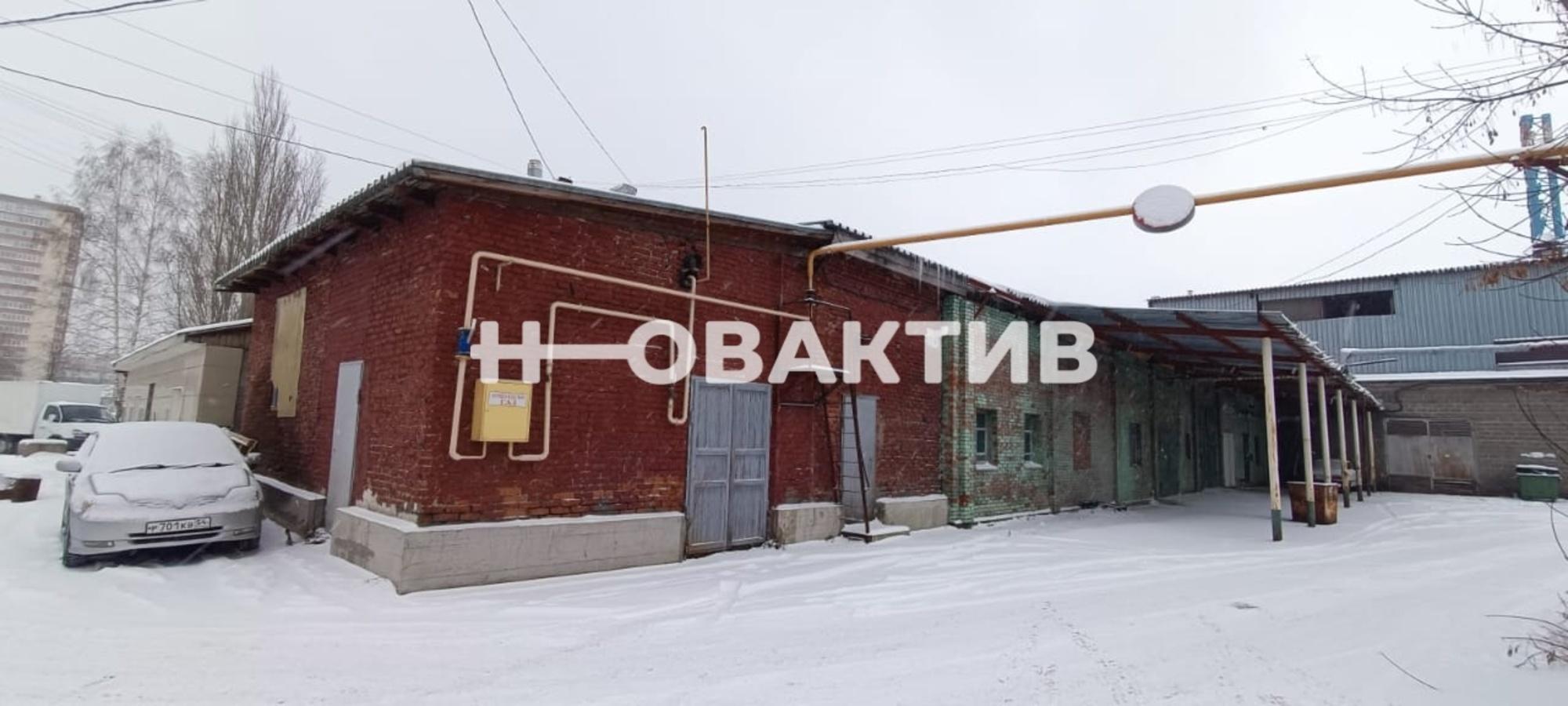 Купить торговое помещение за 42 500 000 рублей на Промышленный переулок, 2А