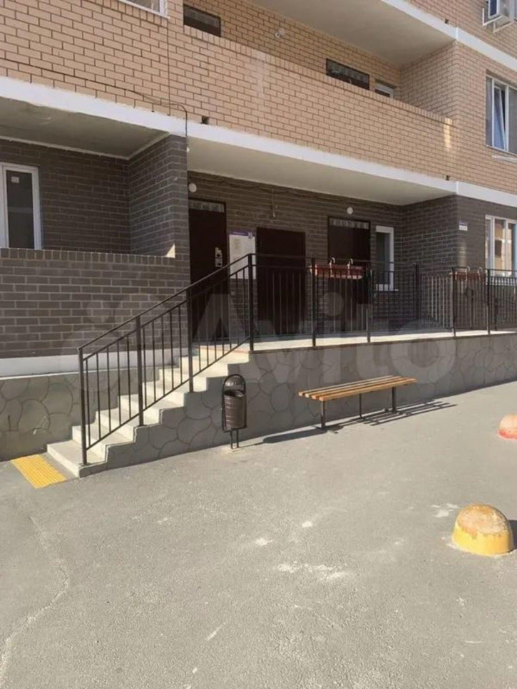 2-комн квартира в новом доме б-р Комарова, 1 к.2