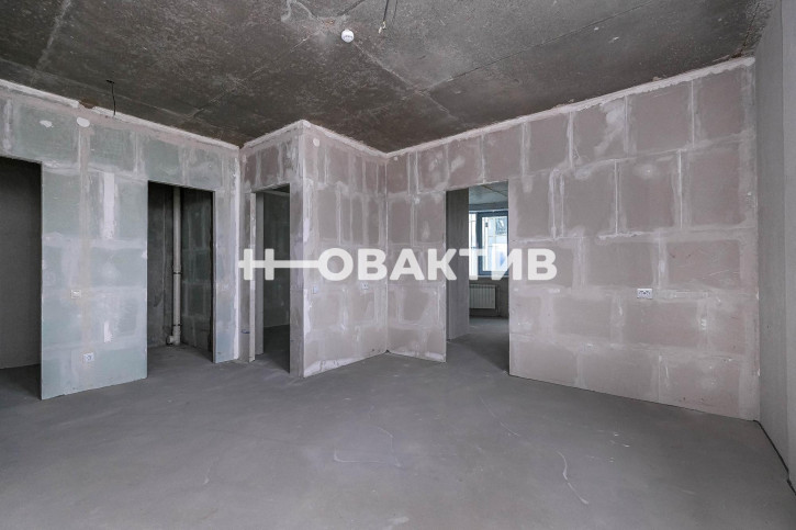 3-комн квартира Лескова, 25