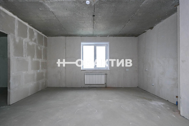 3-комн квартира Лескова, 25