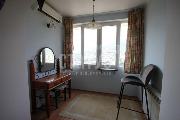 2-комн квартира Мухина ул, 6