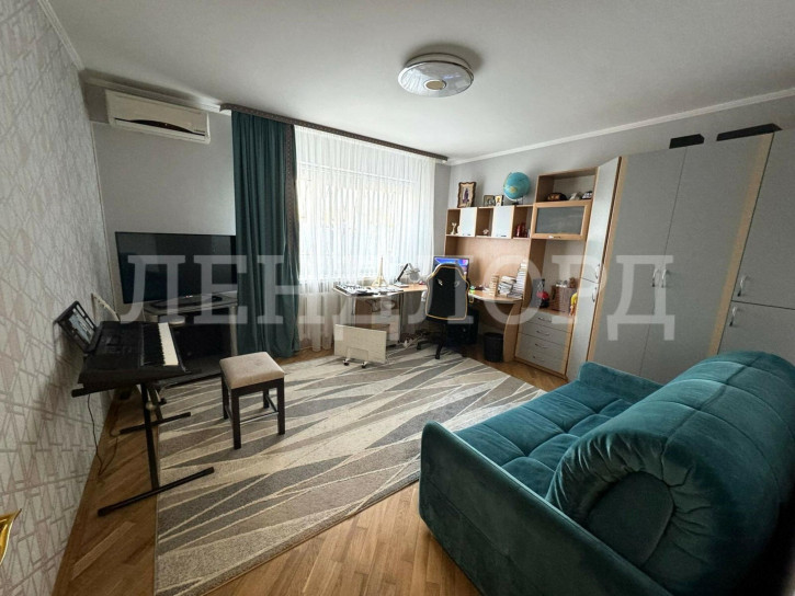5-комн квартира улица Налбандяна, 92/24