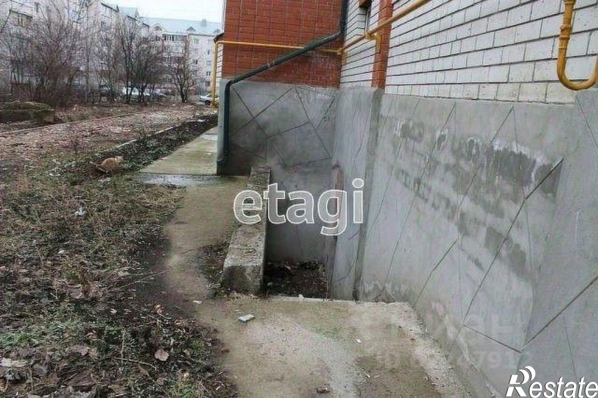 Купить складское помещение за 8 500 100 рублей на Красная улица, 74/2