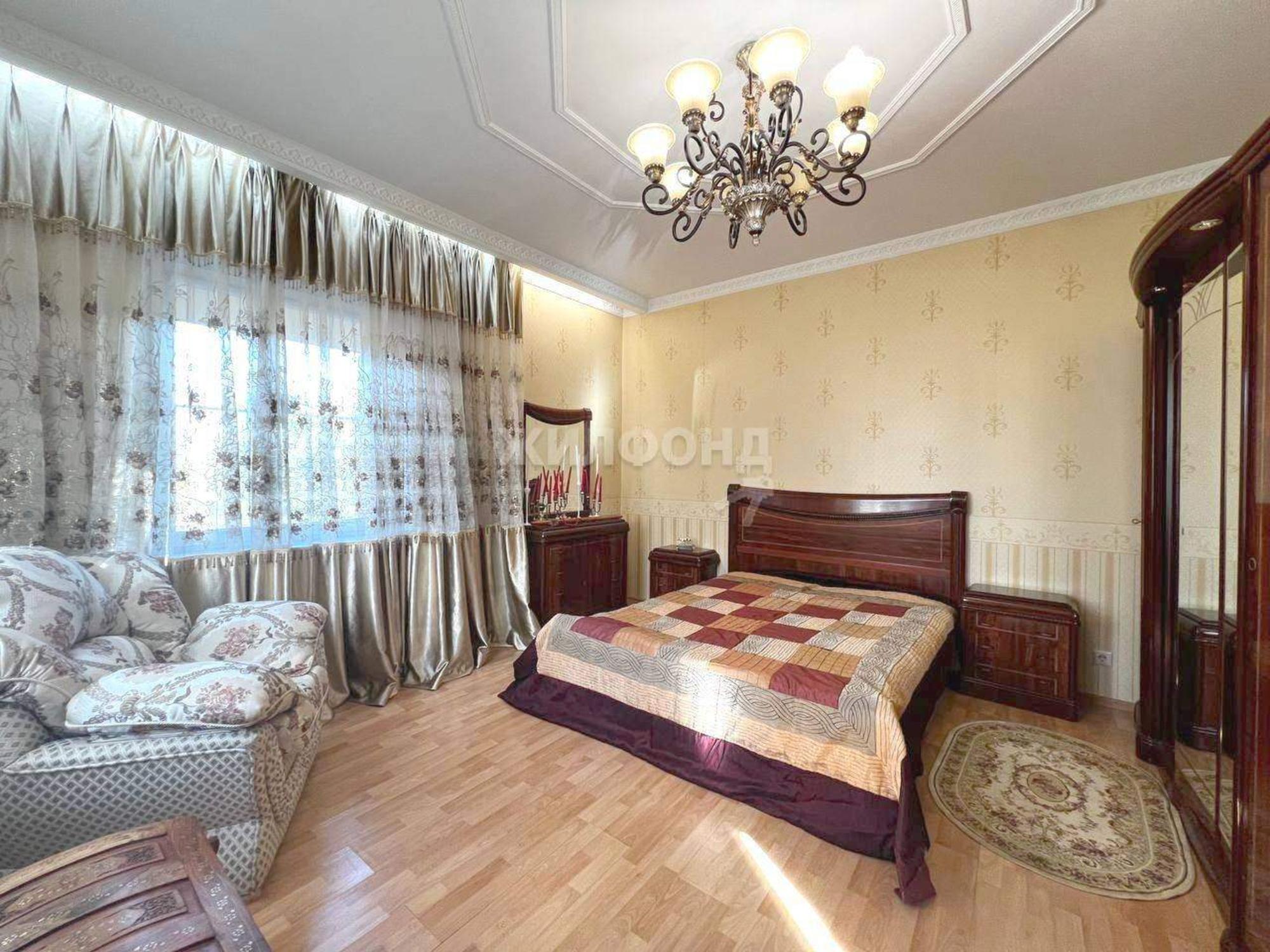 Купить дачу, дом, коттедж за 45 000 000 рублей на п. Краснообск