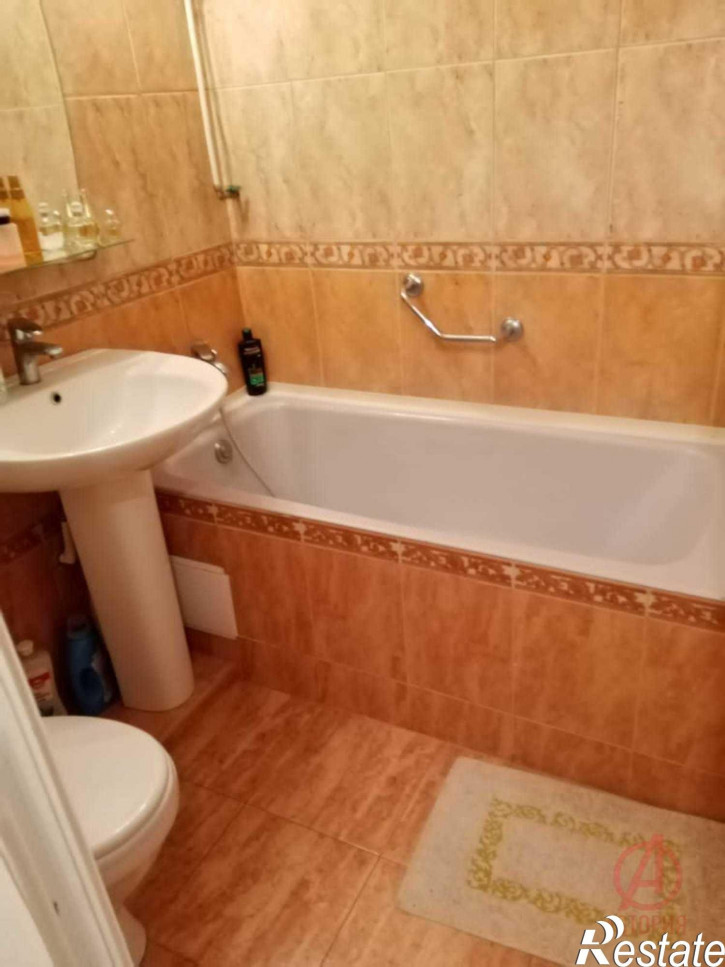 3-комн квартира Ленина проспект, 13
