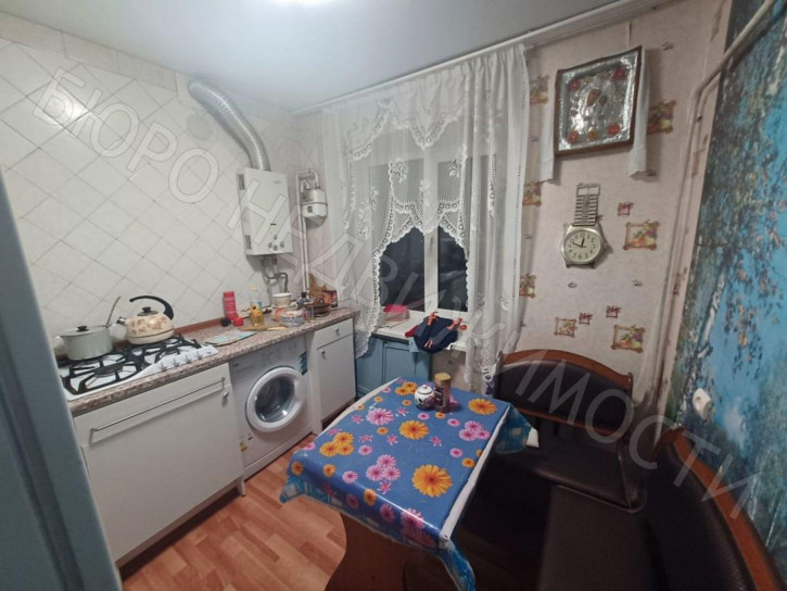 3-комн квартира Космонавтов пр-кт, 2
