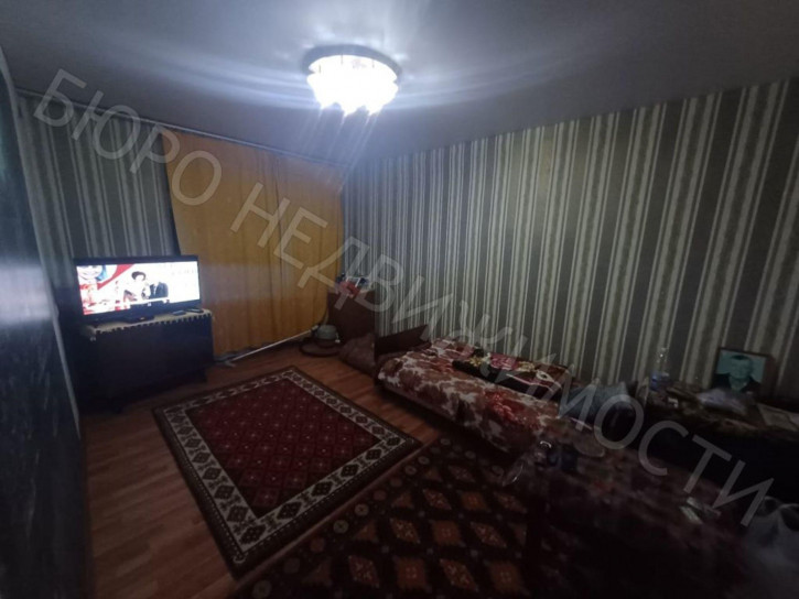 3-комн квартира Космонавтов пр-кт, 2