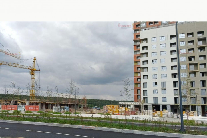 1-комн квартира Новосинарский б-р 3