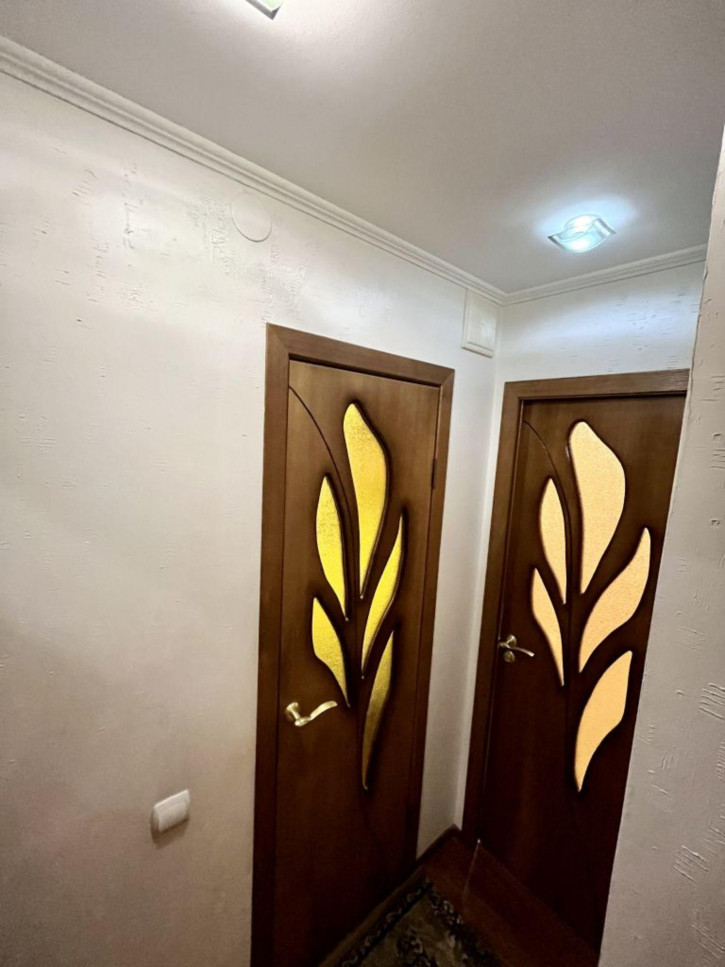 3-комн квартира Курчатова, 12