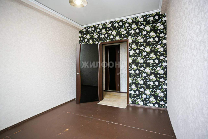 3-комн квартира Глинки улица, д.10