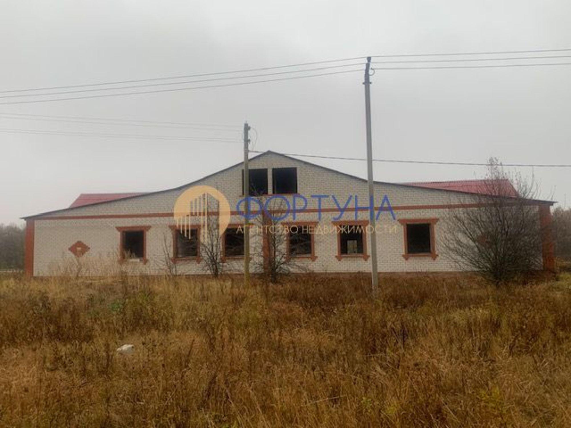 Купить дачу, дом, коттедж за 900 000 рублей на Молодежная