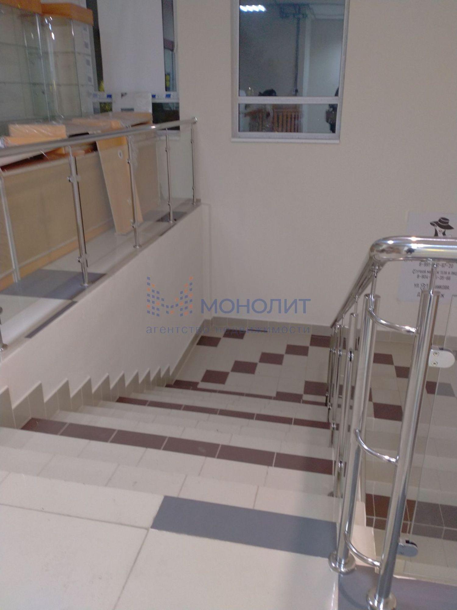 Сдать торговое помещение за 106 200 рублей на Мельникова ул, 25
