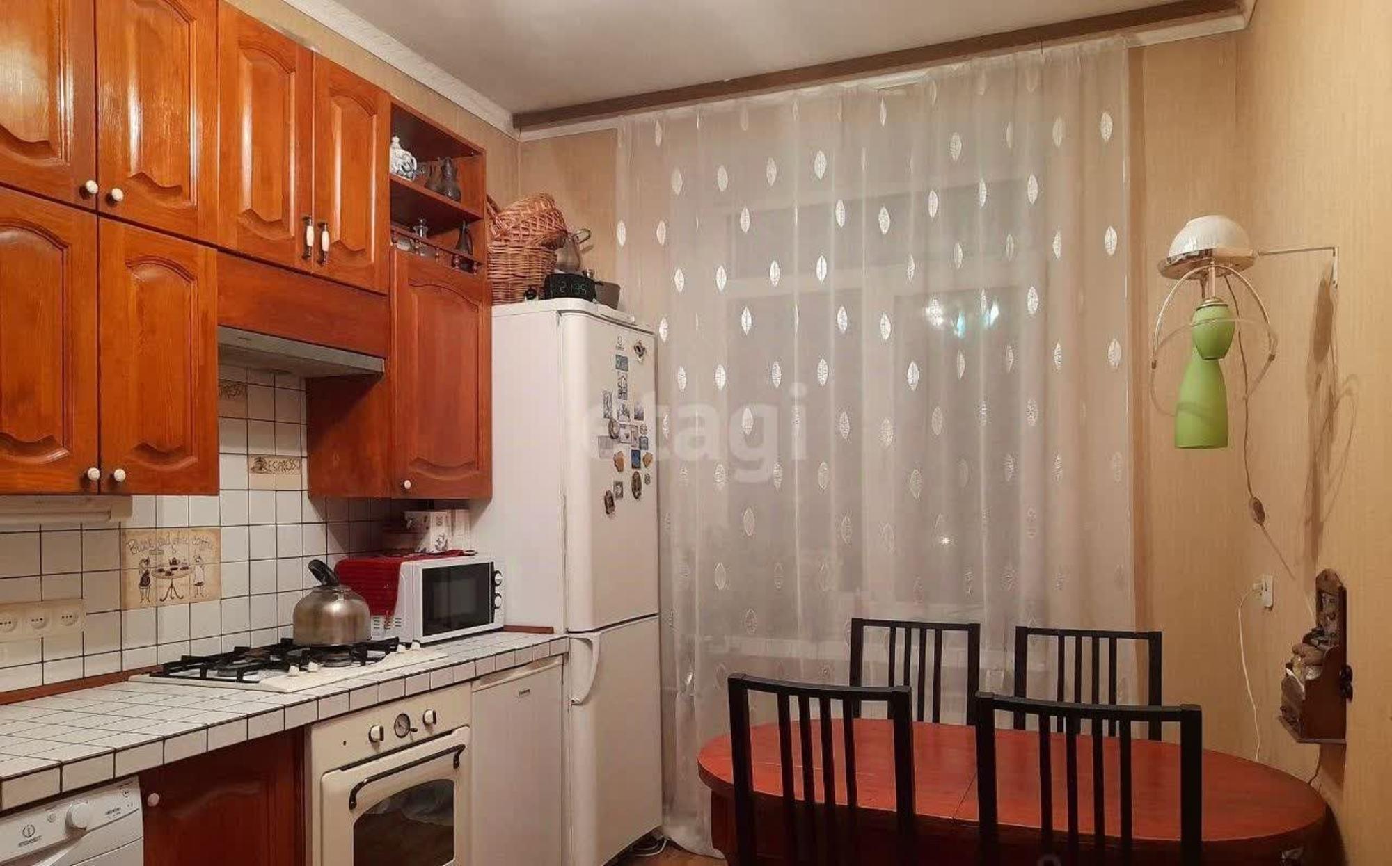 Купить квартиру за 9 300 000 рублей на Серова, 13