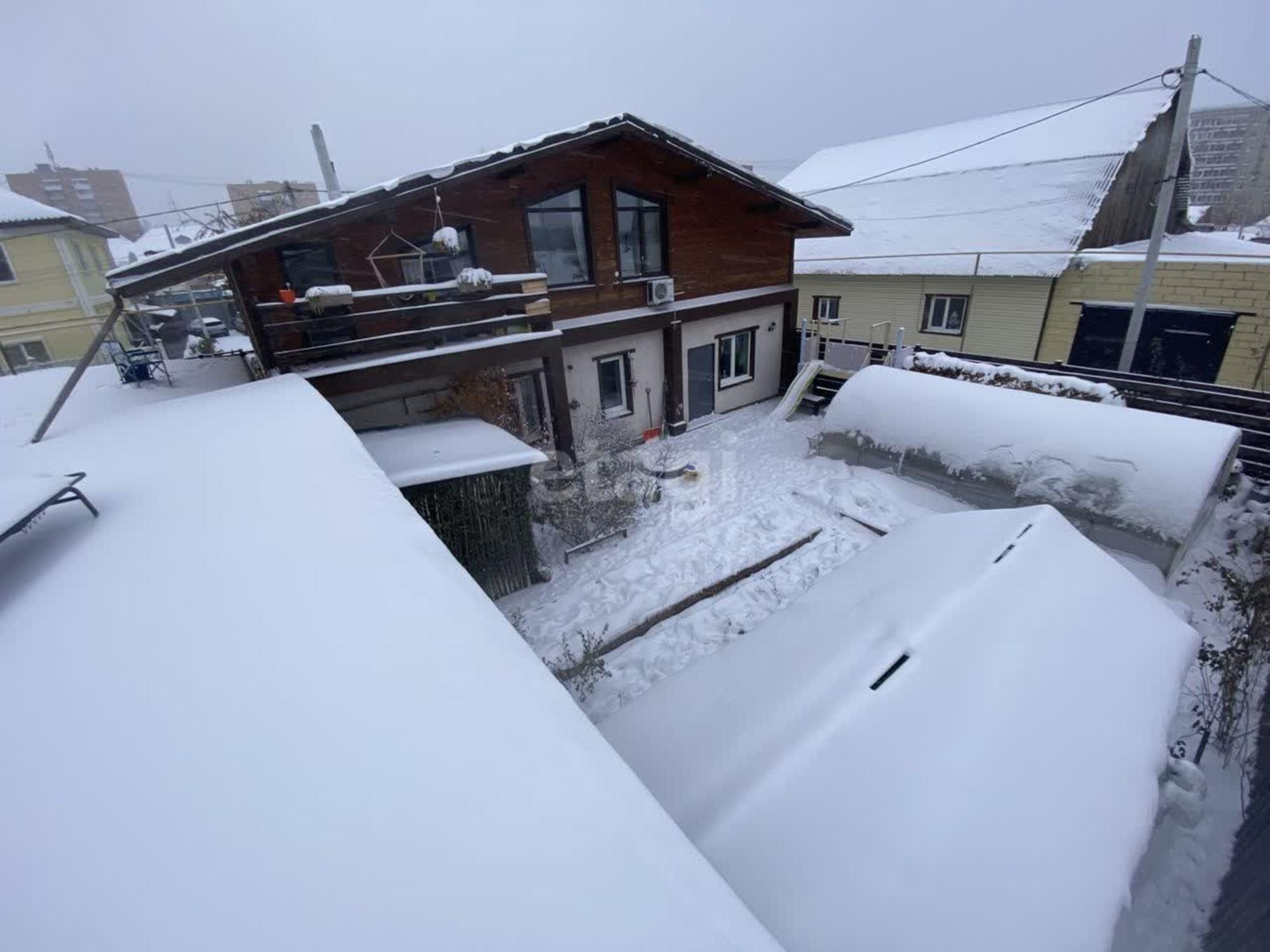 Купить дачу, дом, коттедж за 15 300 000 рублей на Вторчермет,Косьвинский переулок 8