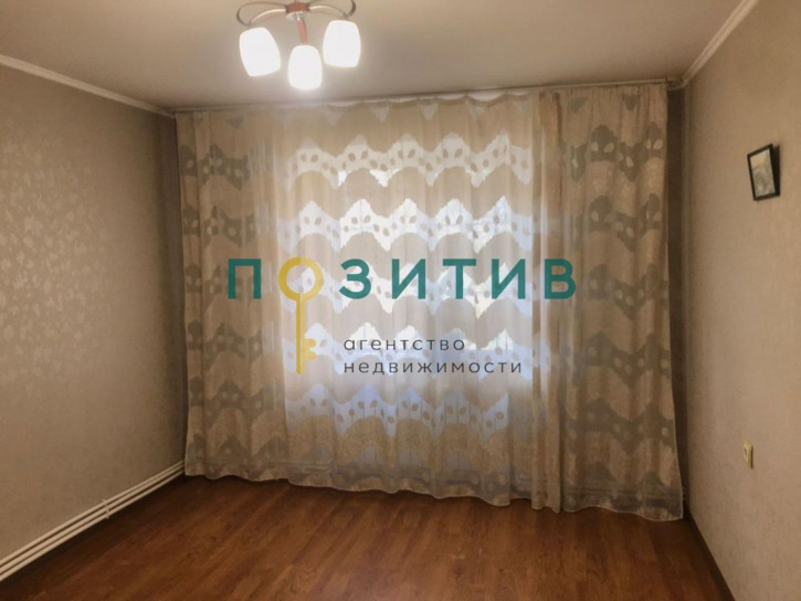 3-комн квартира Новоселов ул