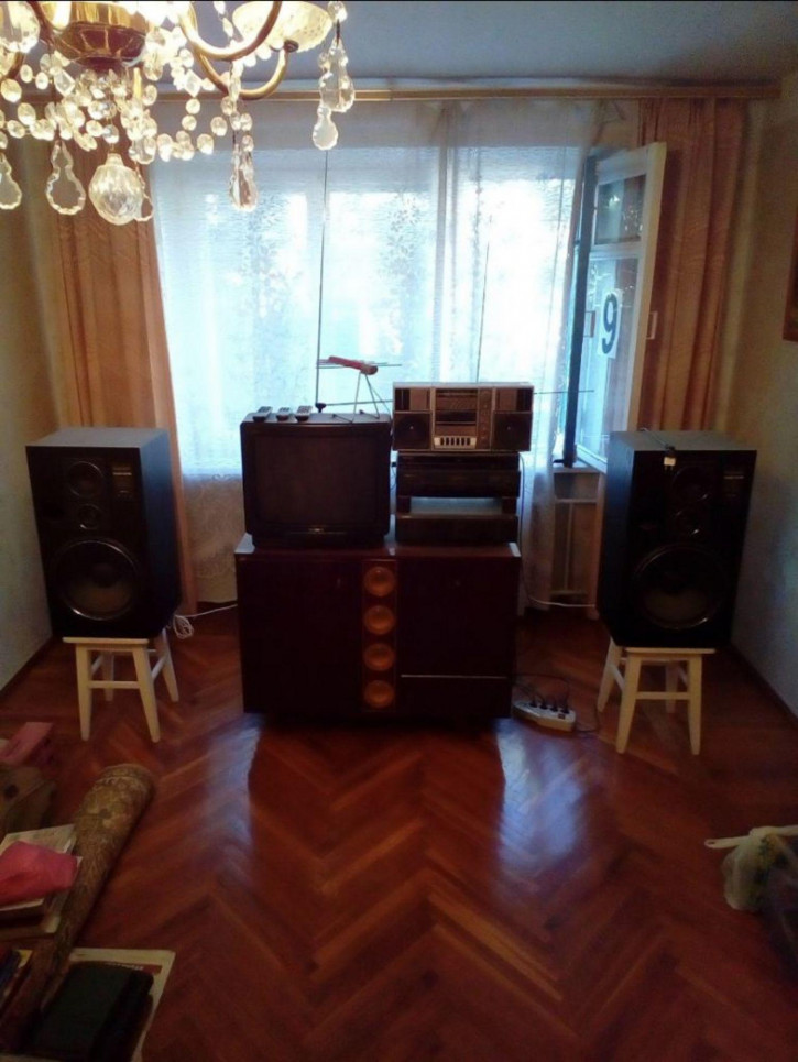 3-комн квартира Доваторцев ул, 41/3