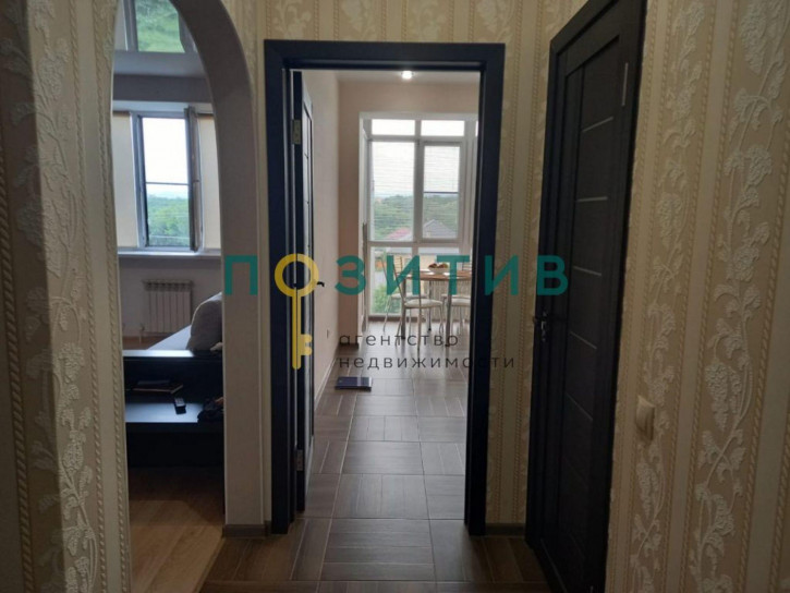 1-комн квартира Кленовая ул, 5