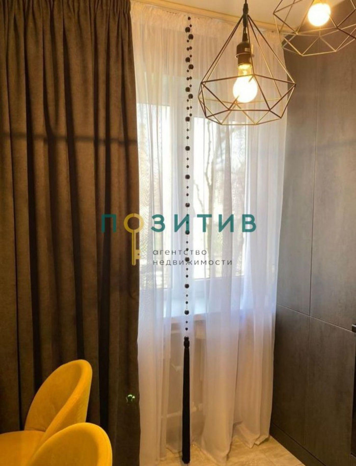 2-комн квартира 50 лет Октября ул, 52