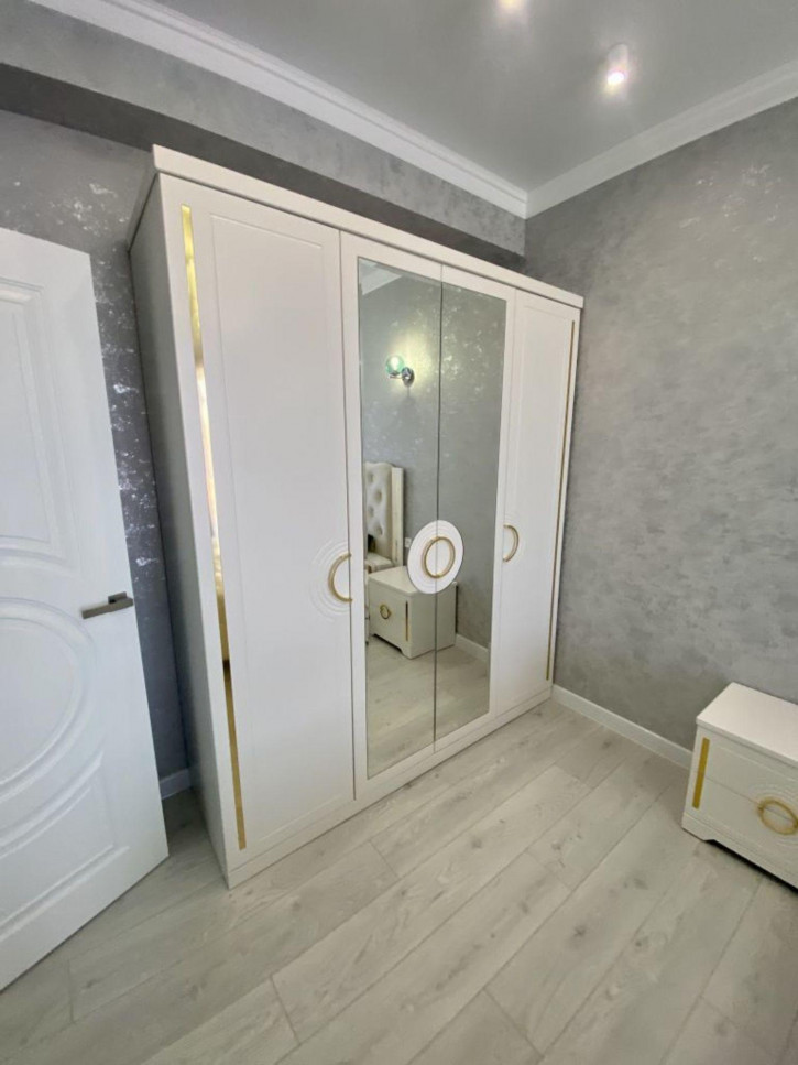 2-комн квартира Адмиральского ул, 1а