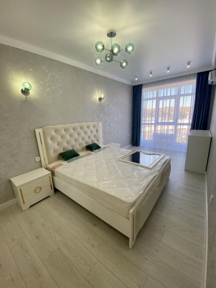 2-комн квартира Адмиральского ул, 1а